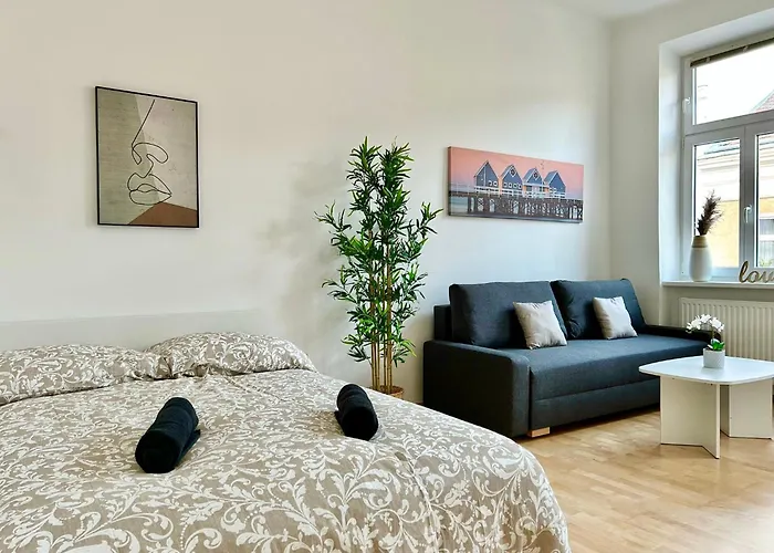 Stylish Cosy Apartment With Free Parking