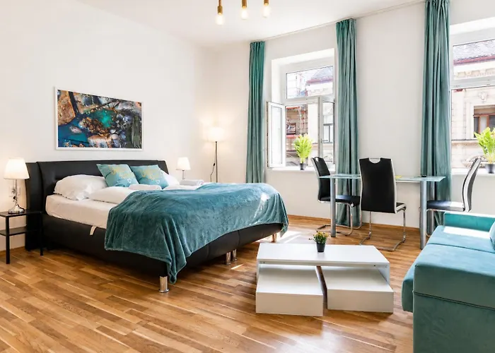 Beautiful 2Br Apartment With Wifi In A Prime Location