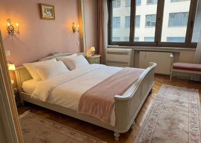 2 Bedroom Vienna Charme, Central, Stephansplatz