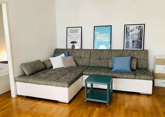 Cozy&Central Hundertwasser Flat With Netflix