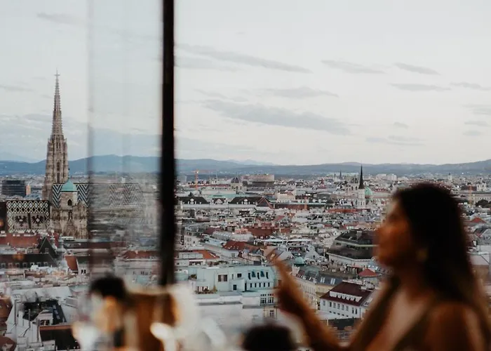 So/ Vienna