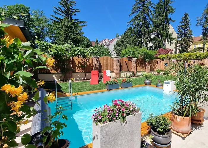 Livienna - Apartment mit Gartenblick - Wintergarten, Kamin&Pool