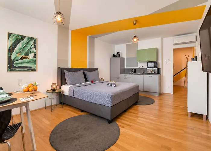 Cozy Studio Apartment Near Naschmarkt & U4 Metro