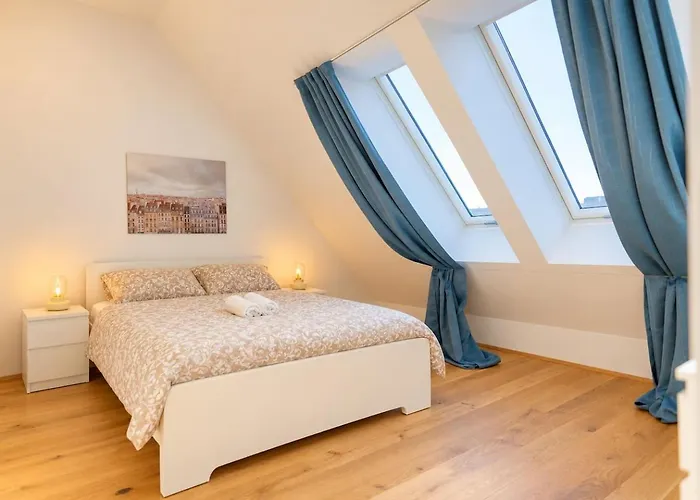 Luxury 3-Room Penthouse With Ac And Deck Praterstern
