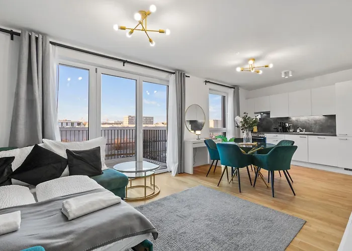 1 Or 2Br I Balcony I 15 Min Airport I 20 Min Center