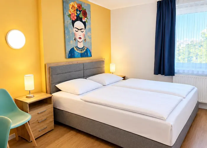 A&T Hotel & Hostel