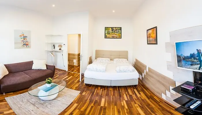 Vienna Market Apartments