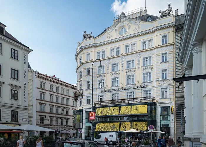 Pension Neuer Markt