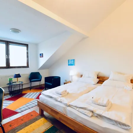 Charming Attic Apartment Near Messe Wien And Center
