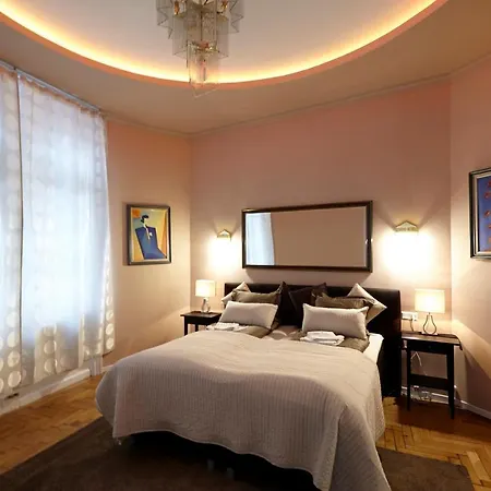 Urban Apartments In Vienna Downtown
