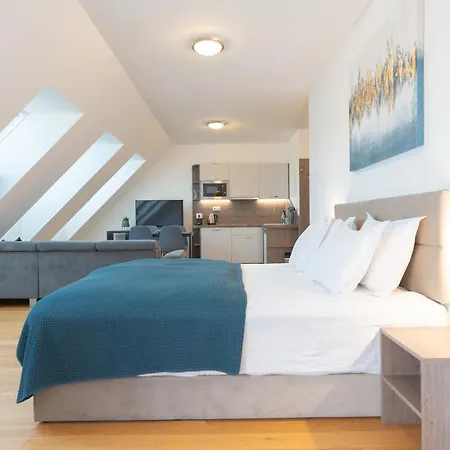 Hotel Triester