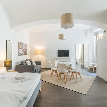 Free Parking I 458 Mbitwifi I Kingsize Bed Apartment