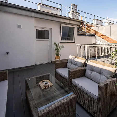 Apartment With Balcony Near Augarten