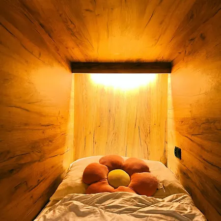Urbanpods Solo By Urbankey Hotel