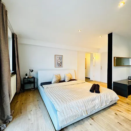 Amazing 2Br Apt, 16-Mins To Blumengaerten