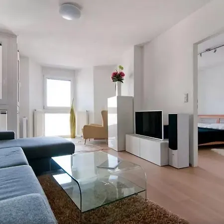 Cosy Apartment In Perfect Location