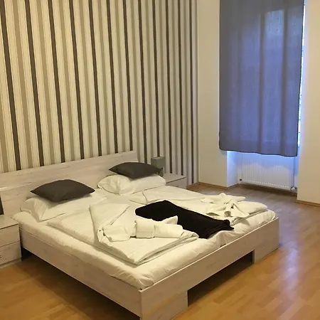 Holiday Vienna Apartments