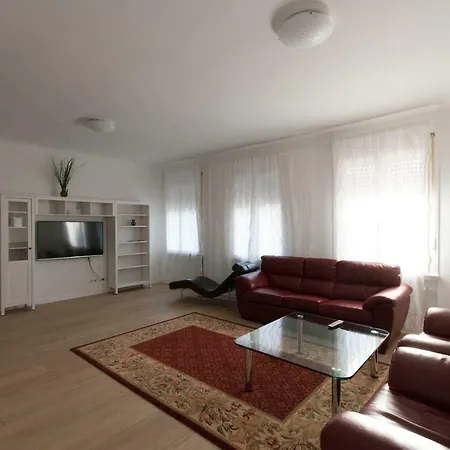 City-Center Apartment