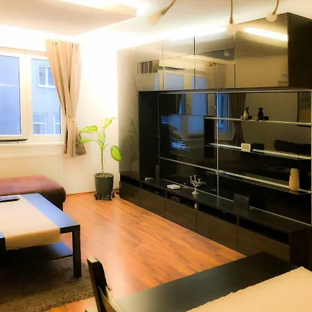 Vienna Life Apartment