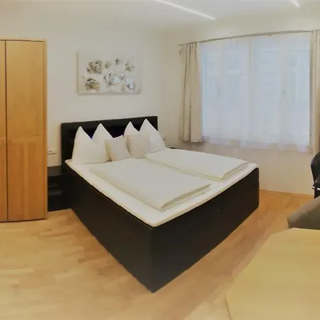 Vienna City Apartment In Mariahilfer Strasse