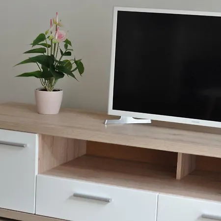 Central Family-Friendly Apt In Vienna