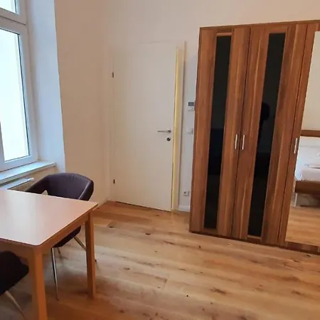 Goldfisch Apartment Am Augartenpark