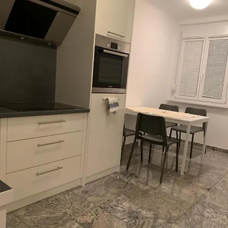 Canelli Living City Flats Apartment