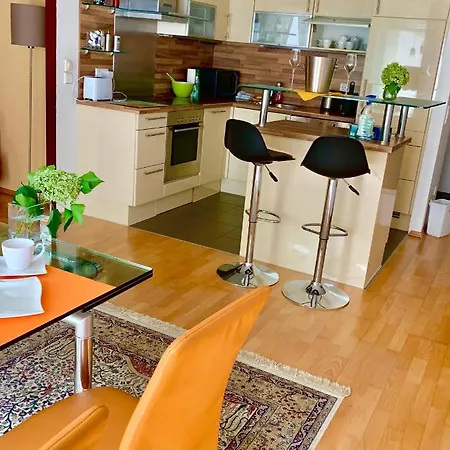 Luxurious City Apartment Incl Garage And Terrace