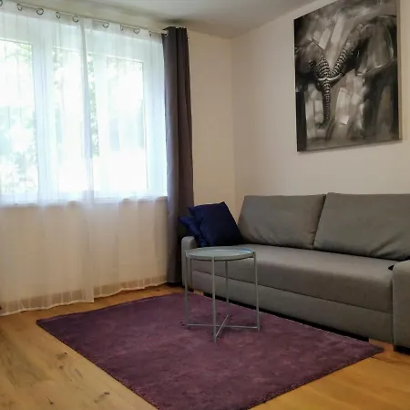 Cozy Nest Vienna Apartment