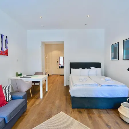 Ferienwohnung Charming Studio in Servitenviertel I