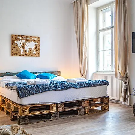 Lovely 1Br Apartment, Perfect For Long Stays
