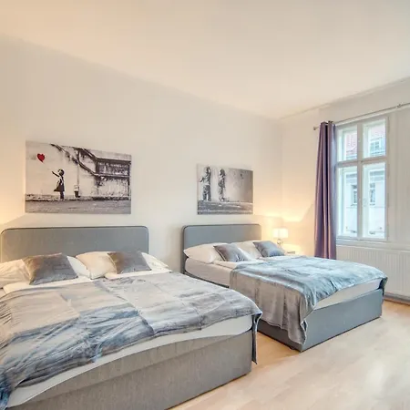 Super Close To Metro, Perfect For Long Term Stay, 17