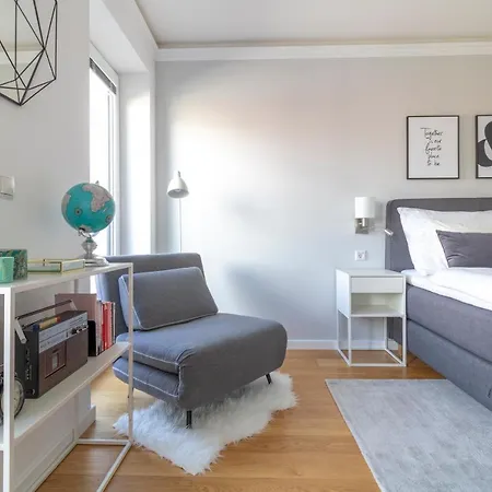 Boutique Sky City Apt. With Balcony / Top Spot