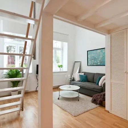 ⍟Luxurious And Bright⍟ 5 Min Walk To City Center Appartamento