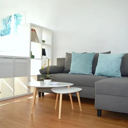 Ferienwohnung Gemütliches Studio mit Blick auf die Ottakringer Brauerei