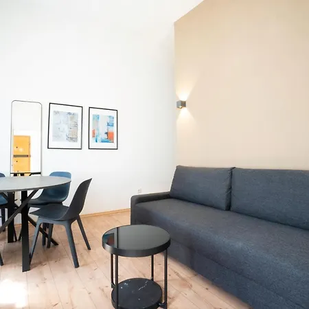 Modern 1-Bedroom Apartment Next To Praterstern