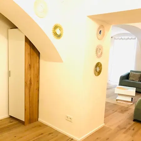 Atelier - Apartment With Garden