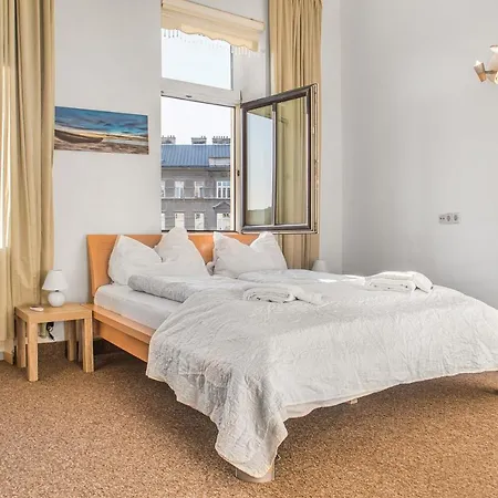 Superb 2Br Apt. Very Spacious Near Millenium Tower Apartment