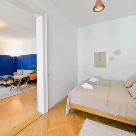 Beautiful Flat Next To Karlskirche