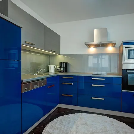 Carin Deluxe I Apartment