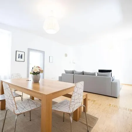 Heymi Apartments Borse