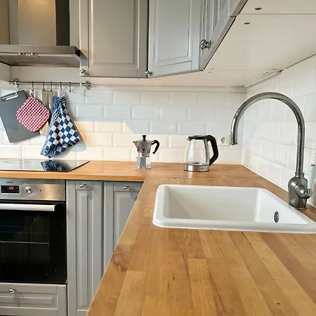 80M2 Apartment With Balcony & Free Netflix