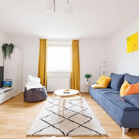 New! Cozy & Lovely Home In The 3Rd District