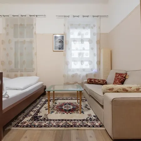 Ruhiges Apartment In 15 Min Zum Zentrum