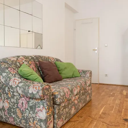Lovely 3Br Shared Apart - Perfect For Longstays In Lockdown