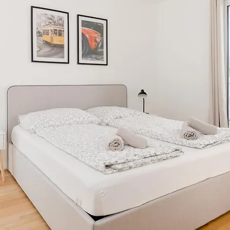Whats-App Self-Check-In - 1Br Apartment, Near Airport,15 Min To Center