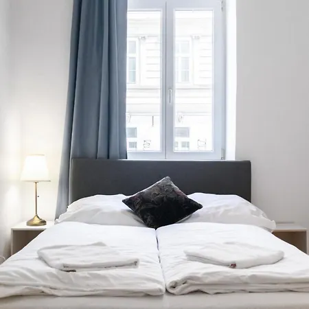 Attractive Apartment Near Wiener Stadthalle