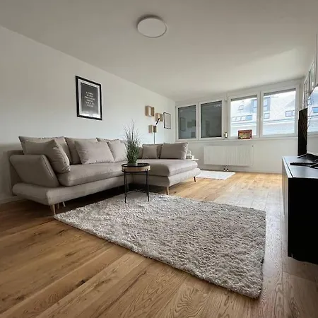 Farawayhomes Studio Vienna #H1