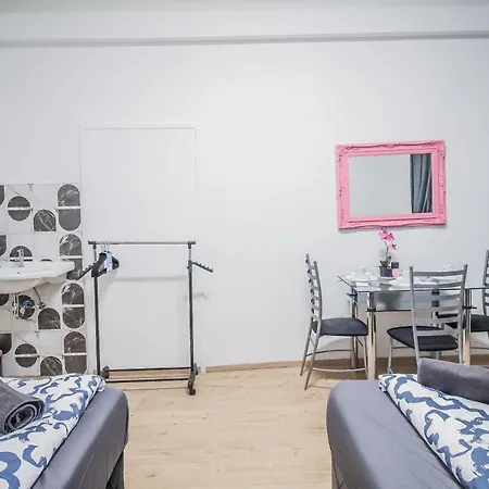 Comfort Quad Room Hn
