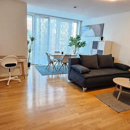 City Oasis With Brand-New Kitchen 1Br Apartamento